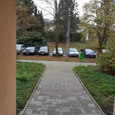 Byt V Blizkosti Centra Karlovych Varu Apartment